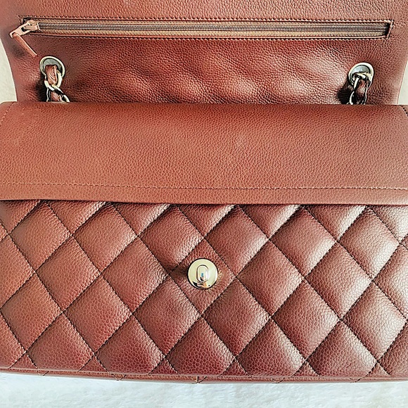 Chanel Double Flap Jumbo Caviar in Burgundy - Picture 4 of 8